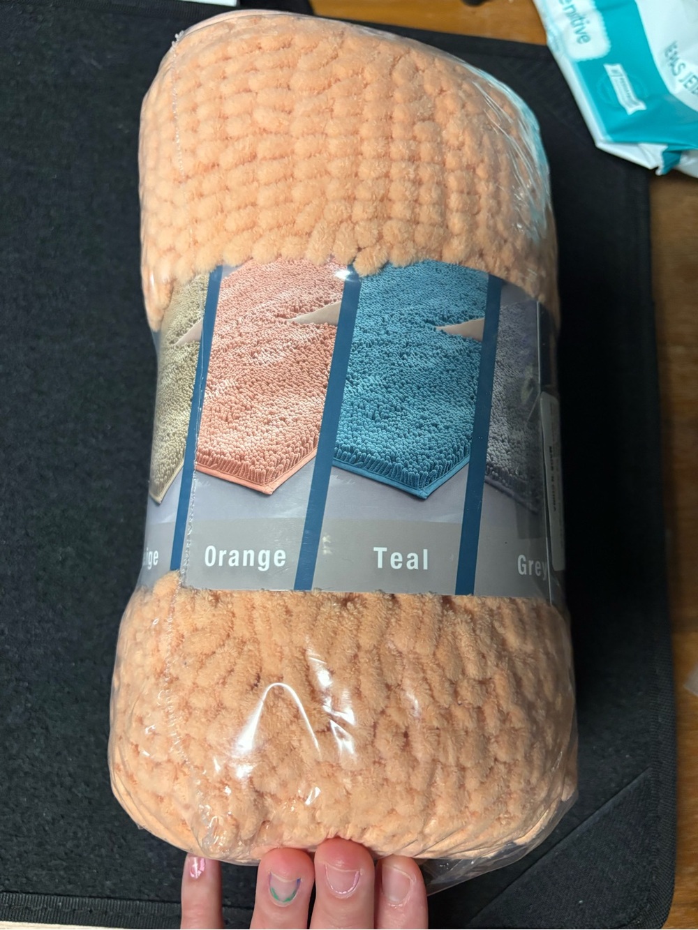 OWIYA Chenille Bath Rug 32x20 Orange Soft Plush Non-Slip Mat - Picture 1 of 4
